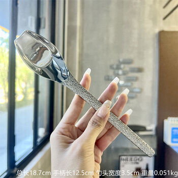 Yusenyi uses exquisite long-handled spoons for eating with high-looking appearance. main meal updates