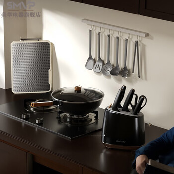 Smvp germany imported quality high-end kitchen pot set wedding housewarming gift full set of knives iron pot wok silicone dolphin knife 6-piece set black + 32cm pole iron pot + titanium cutting board