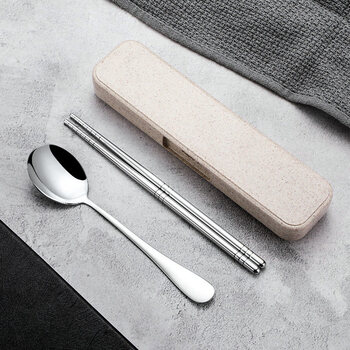 Tuojin imported quality 304 stainless steel chopsticks and spoons set from germany, student spoons, chopsticks and forks, portable tableware with flip cover, spoon + chopsticks + beige box (two-piece set)