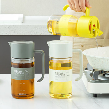 Home katei story japanese kitchen glass oil pot edible oil household large capacity leak-proof gravity automatic opening soy sauce bottle seasoning bottle 2 pack lemon yellow + deep sea blue oil pouring pot 550ml