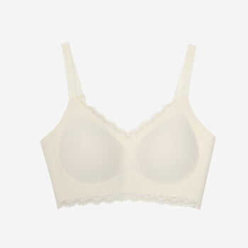100% authentic b cup women's seamless bra, medium thin cup, no steel rims, mulberry silk lining, high side, not stuffy than top support, ivory white 75b 34b