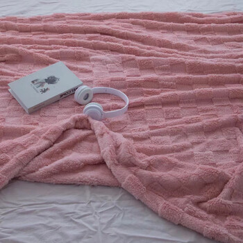 He jiagong waffle velvet coral velvet blanket sheets velvet blanket winter thickened flannel sofa blanket office nap blanket rose pink reversible - skin friendly and delicate 200x230cm (can be spread or covered)
