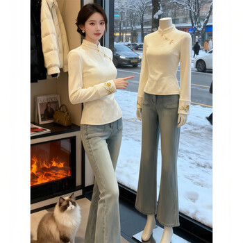 Comic soul new chinese style heavy industry embroidery plus velvet thickening bottoming shirt for women winter style national style women's temperament slim stand-up collar top apricot m (recommended within 100 pounds)