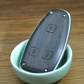 Suitable for cadillac key car key case cover xt4xt5s6atslsrxct6 escalade modified a wood 3-key-car logo