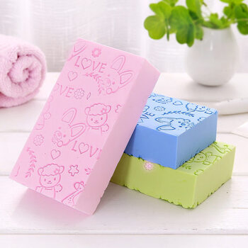 Shantou lincun baby's special painless bath sponge is available in multiple colors and has strong decontamination power. individual pack__ random colors