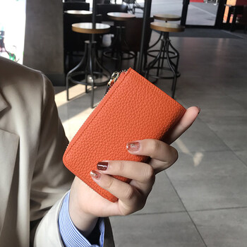 Key bag women's genuine leather exquisite car key bag 2025 new leather case multifunctional compact storage bag orange