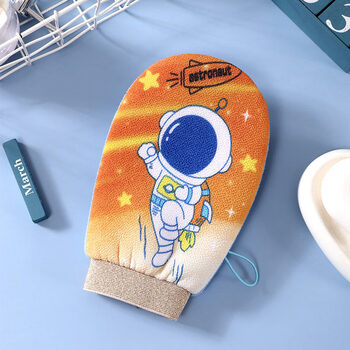 Shantou lin village children's rub-bath does not hurt the skin. household cartoon painless bath. women's special children's mud rub-in artifact gloves. space technology orange