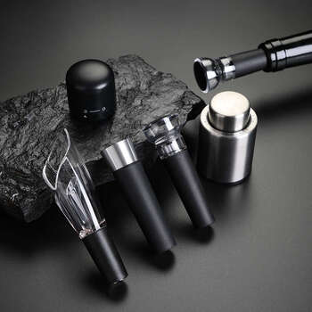 Fantasy vacuum red wine stopper to preserve champagne bubble sealing pull-on grape bottle stopper mini wine stopper set of two