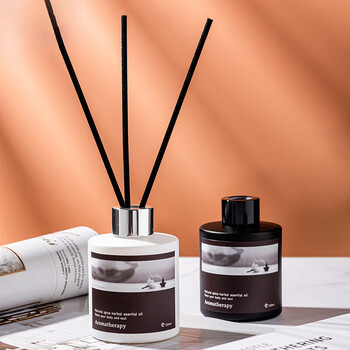 Shantou lincun y aromatherapy series fireless diffuser set indoor atmosphere rattan bedroom air freshening essential oil lavender black model-secluded room meditation