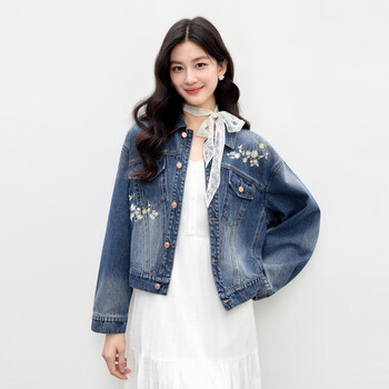 Qiushui yiren retro embroidered jacket with sequin embroidery on the chest 2026 spring new smart twill denim jacket