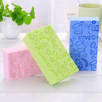 Shantou lincun's northern sponge sponge model does not hurt the skin and comes in random colors.