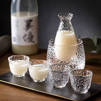 Yusenyi japanese-style glass shot glass set sake cup flask drinking fruit wine cup white wine household wine divider wine set gift box a pair of wine glasses