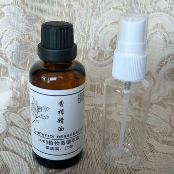 Shantou lincun natural camphor oil repelles cockroaches and insects pure camphor oil wood furniture anti-insect and anti-moth painting oil painting camphor oil anti-itch 50l glass bottle + add to favorite and get a spray bottle for free