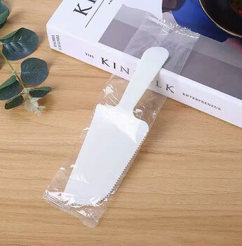 Yong huan plate and fork disposable tableware set birthday plate bag 4-in-1 plastic knife, fork and plate set 100 individual knives