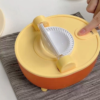 The shopkeeper's dumpling making artifact household electric small dumpling machine fully automatic dumpling making device dumpling mold dumpling making tool yellow and white