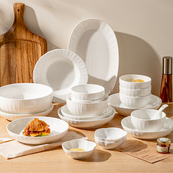 Kawashimaya (kawasimaya) white embossed tableware set for home use 2025 new high-end bowls, plates and chopsticks housewarming wedding gift gift box white porcelain 40-piece set for 6 people-housewarm warm house