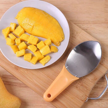 A fantasy mango cutting tool for dicing, peeling and eating, a carving knife, core peeling and peeling knife, a special dicing spoon for fruit dicing, a brand new upgraded mango knife