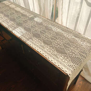 Yusenyi nordic pastoral ins pure cotton crochet tv cabinet sideboard cupboard shoe cabinet dining table coffee table tablecloth table runner beige (pointed corner) 38x100 cm