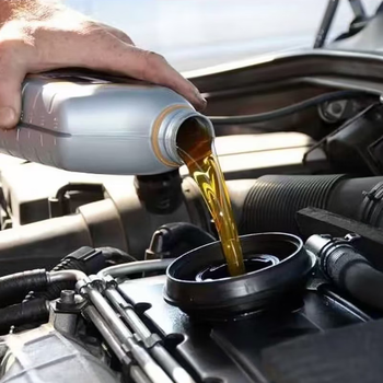 Fully synthetic engine oil maintenance