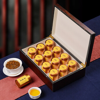 Zhenchaji wuyi black tea wholesale lapsang souchong jinjunmei high-end small canned special tea gift box gift box 12 cans jinjunmei