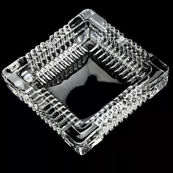 Green apple large creative glass ashtray personality trend multifunctional living room bedroom home office ashtray hata ashtray large square side length 15cm