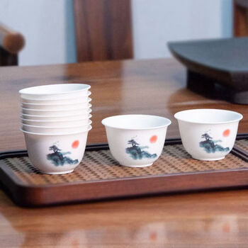 Crhmmflf disposable kung fu tea cup thickened and insulated convenient, fast, high-looking tea set color printed small cup sunset ink rice husk tea cup 1 bag/50 pieces