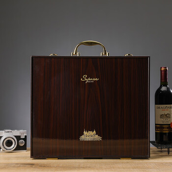 2024 new wooden wine packaging box, gift giving, face-saving, ready-made universal portable red wine box, double leather suitcase, black four-piece sandalwood without wine utensils