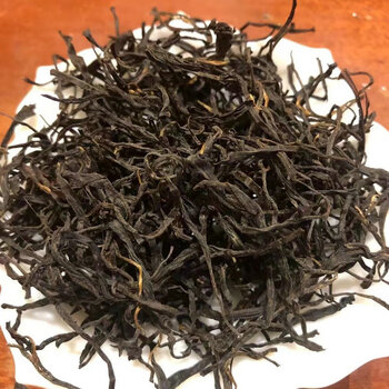 Yi qianyun wuyishan 2024 new tea tongmuguan alpine souchong black tea strong-flavor floral lapsang souchong powder 377 yuan tongmuguan lapsang souchong powder
