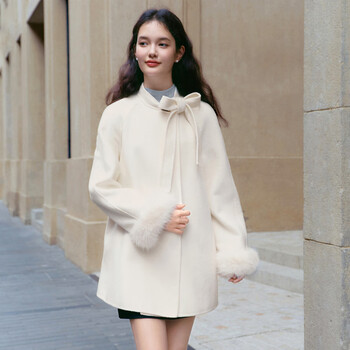 Leding sweet girl a-strap design woolen coat winter new style fur coat with detachable cuffs snow white (ready in stock) s
