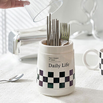 Ji meng's creative covered dust-proof chopstick barrel drain chopstick cage home kitchen countertop tableware knife fork spoon chopstick cage rack cream black and white checkerboard (1 piece)
