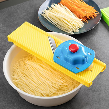 Yiyi shredder household multifunctional slicing and cutting tool potato shred grater cabbage grating artifact cutting board small (cut into shreds + slices) hand protector