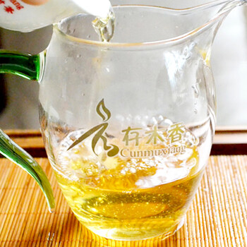 Cunmuxiang yunnan arbor icelandic raw tea cake 200g