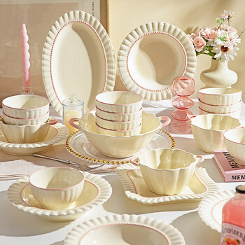 Modern housewife fendai tableware 2025 new model for moving into a new home, wedding, wedding gift, bowls, dishes, chopsticks, bowls and plates set for home use gift box, fendai 4 people, 24 pieces