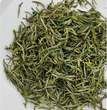 Shanlishan forty years base huangshan maofeng green tea bulk mingqian sparrow tongue maojian orchid floral fragrance alpine tea mingqian second grade one-pound pack (one bud and two leaves are fresh and sweet.