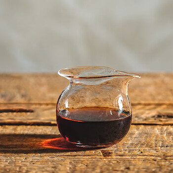 Chomu coffee sharing pot high borosilicate glass hanging ear hand-brewed coffee pot set american coffee utensils heat-resistant fair cup sharing pot 250ml