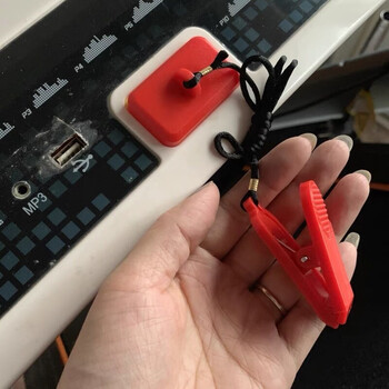Gexuanwei treadmill safety buckle universal safety lock magnet switch accessories start emergency stop keychain square special billion keychain square