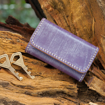 Children who are tired of playing life aesthetics key matters handmade retro horse leather simple key bag keychain purple-7#