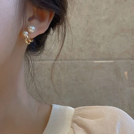 Fan Mili S925 Silver Needle Temperament Pearl Earrings Female Retro Fashion Post-Hanging Two-Wear Earrings Sweet Literary Ins Style Elegant White-collar Commuter Versatile Earrings ED1649