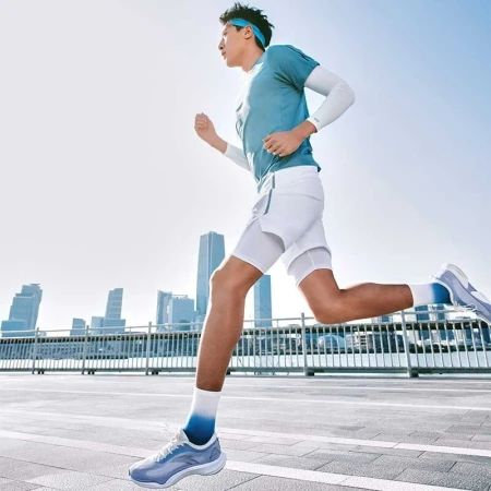 Anta Hydrogen Run 4丨[Goo Ailing Same Style] Hydrogen Technology Professional Running Shoes Men's Lightweight Sports Shoes Bright Blue/Ivory White-1 8 Men 41