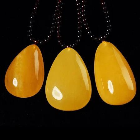 Auchini Beeswax Pendant Amber Chicken Oil Yellow Full Honey Water Drop Pendant 3-5g Men and Women Models M080106001