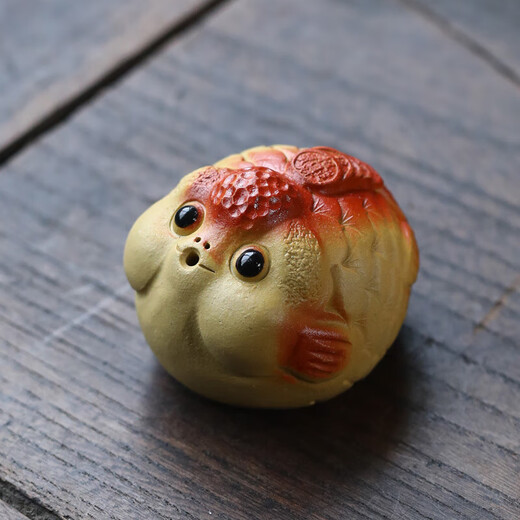 Fuyaji Yixing original mineral purple sand tea pet ornaments can be brewed and played with, bubble fish, small lucky fish tea pet, small size