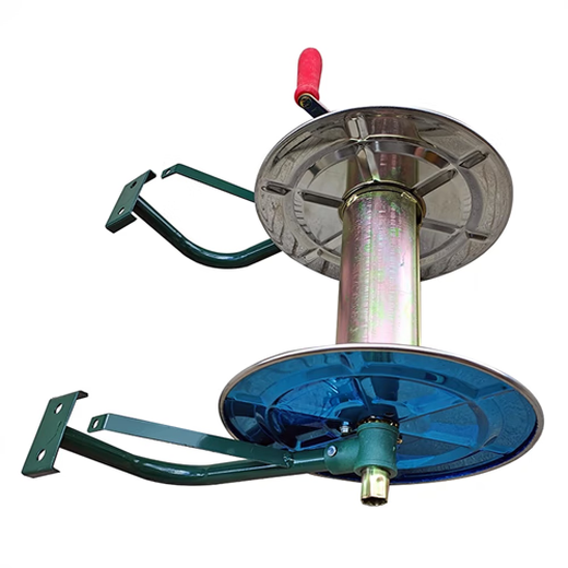 160-liter sprayer spray truck equipped with hose winding rack. High-pressure pump agricultural sprayer hose collector 50-100 meters. 160-liter machine equipped with hose winding rack with outer diameter 14m.