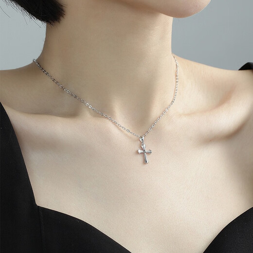 Ming brand jewelry platinum pendant Pt950 simple cross holy light pendant gift for men and women BFC0091 platinum single pendant about 1.67 grams