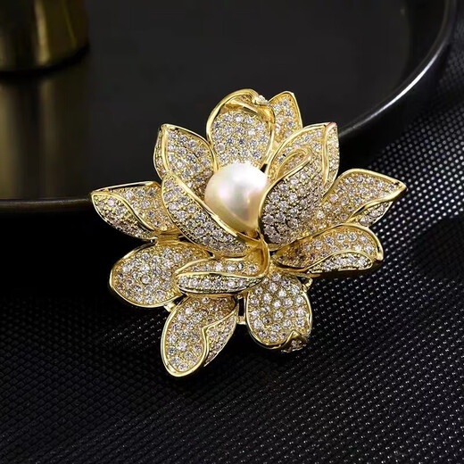 Qianla temperament lotus brooch for women exquisite corsage new trendy flower imitation pearl pin-feel accessories for women X0263 lotus-gold imitation pearl