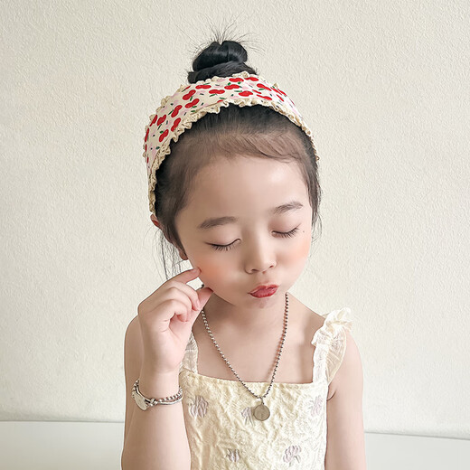 BARY REEF Sweet and Cute Colorful Widening Bangs Sticker Broken Hair Artifact for Girls Children's Velcro Sticker Baby Girl Doesn't Hurt Broken Hair Stickers Little Apple - This on Hair 1pc