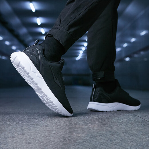 Hongxing Erke men's running shoes shock-absorbing lightweight men's casual sports shoes 11118402217 black/white 39