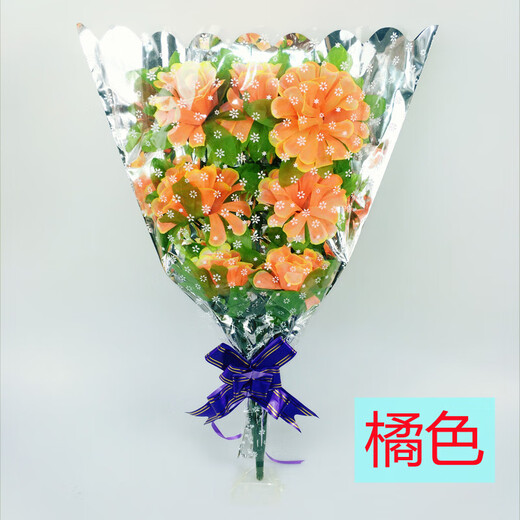 Qingming Festival tomb-sweeping hand holding flowers, silk flowers to offer sacrifices to the tomb, cemetery placement of tombstones, fake flowers, plastic flower decoration, hardcover yellow and white