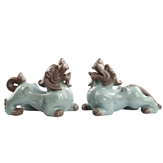 Zhenfan Pixiu ornaments, a pair of ceramic Ge Kiln Pixiu Piqiu home living room shop decoration office home decoration Ge Kiln Feitian Pixiu (pair)