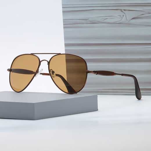 Qustar New Product Pilot Sunglasses HD Tempered Glass Sunglasses for Men and Women Trendy Sunglasses for Men Driving Pilot Sunglasses Gold Frame Black Gray HD Glass Mirror Bag Set