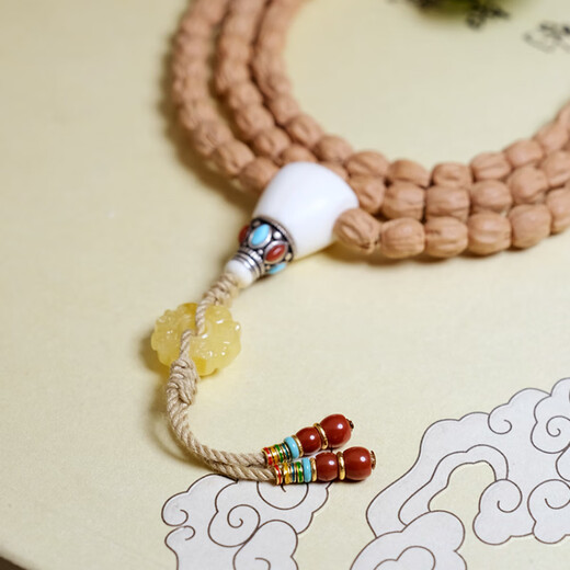 Xinyou Beeswax Turquoise Southern Red Disciple Beads Contrasting Colors Passion Seeds Small Diamond Stars and Moon Bodhi Literature Accessories Bracelet Tail Pendant Beeswax Contrasting Colors Approximately 6mm Width